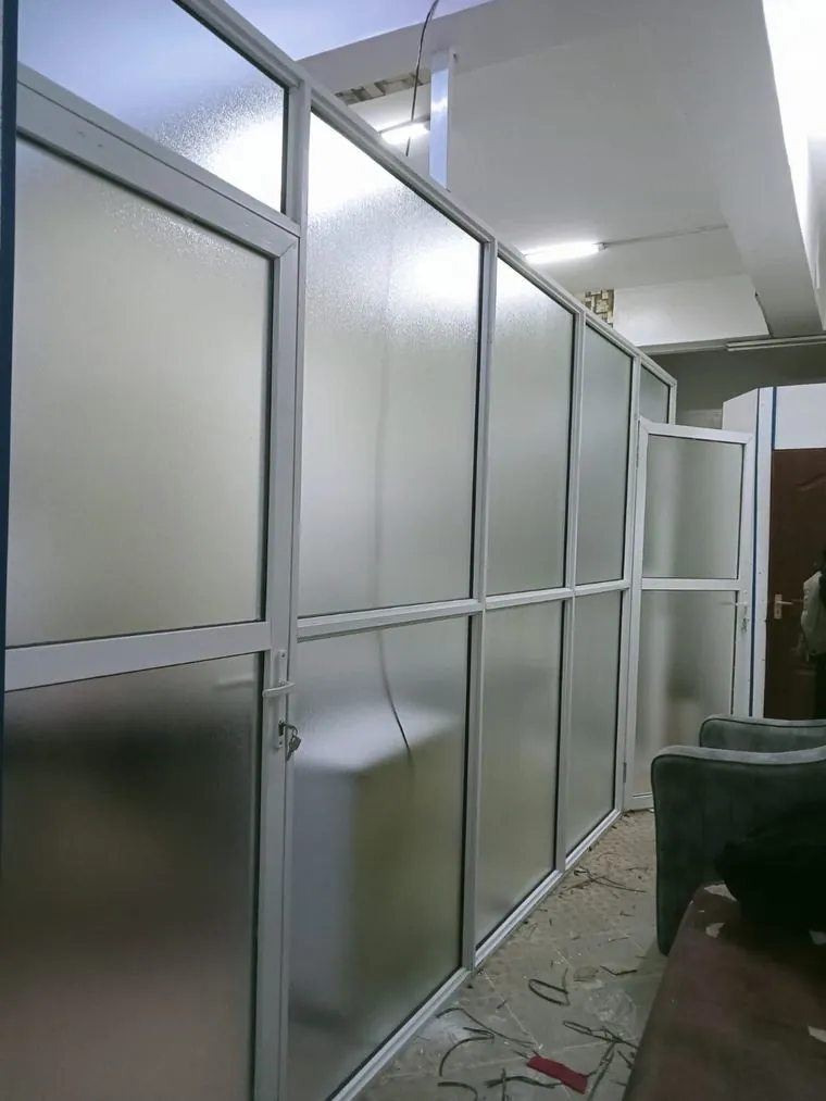 Frosted glass and aluminium office partitioning